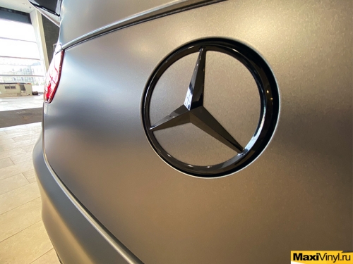Полная оклейка Mercedes-Benz GLC AMG 43 в серый матовый металлик